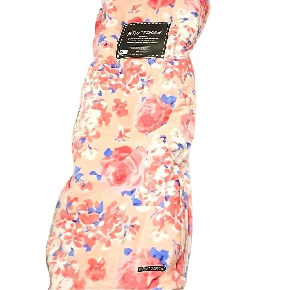 Betsey‎ Johnson Floral Ultra Soft Twin XL Blanket